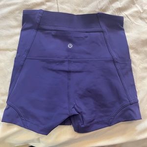 Lululemon 2” women’s Bike Shorts with pockets